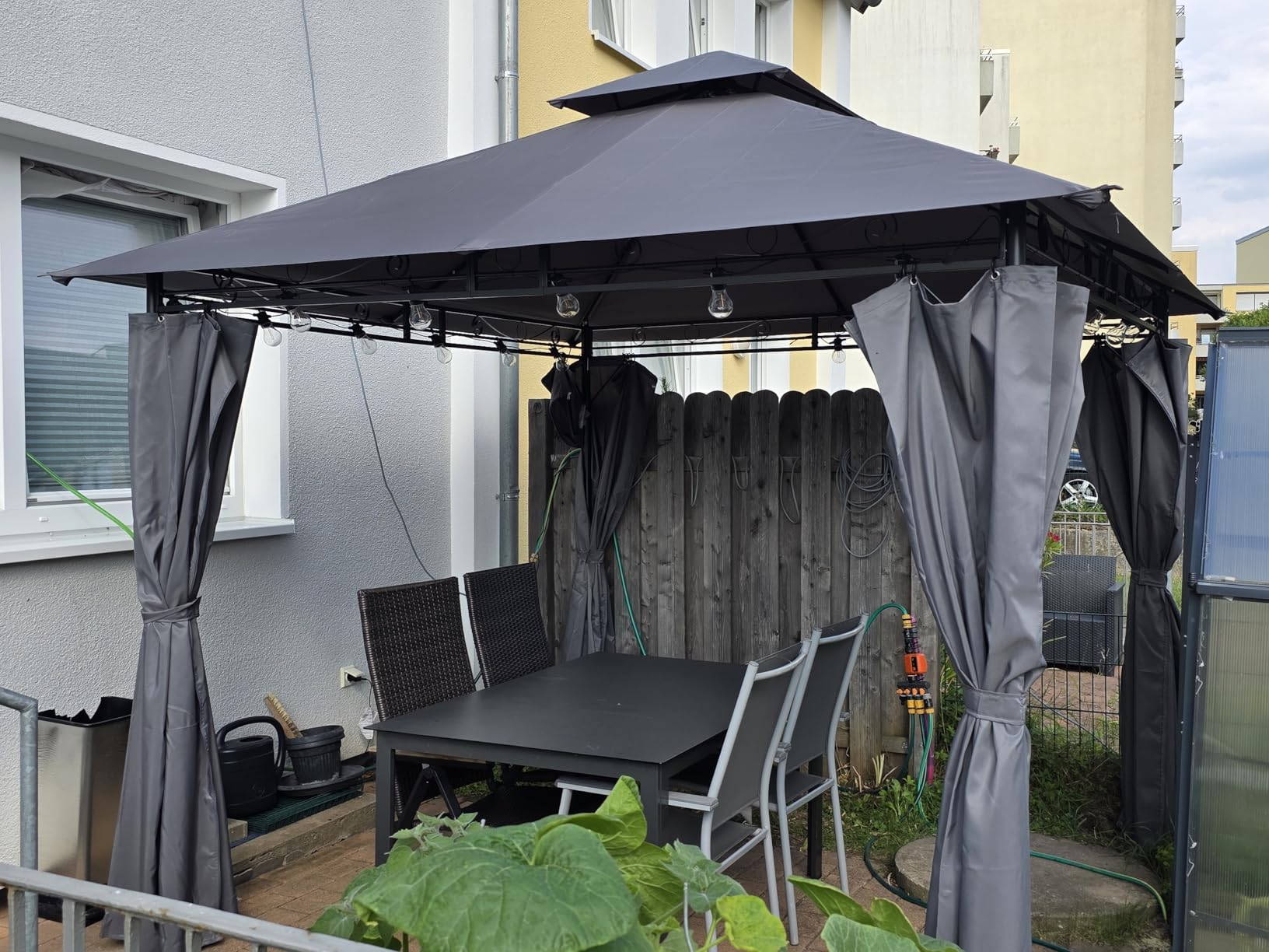 Gartenpavillon 3x3 / 3x4/3x6 mit Solar-Lichterketten